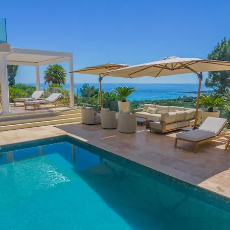 Azureenne De La Nartelle Villa