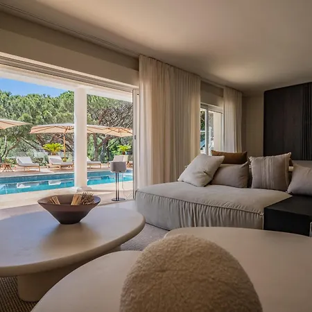 Villa Azureenne De La Nartelle