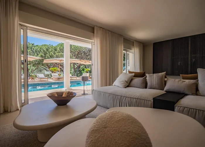 Villa Azureenne De La Nartelle