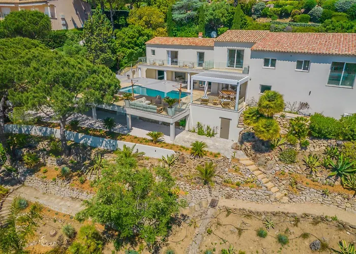 Azureenne De La Nartelle Villa Sainte-Maxime