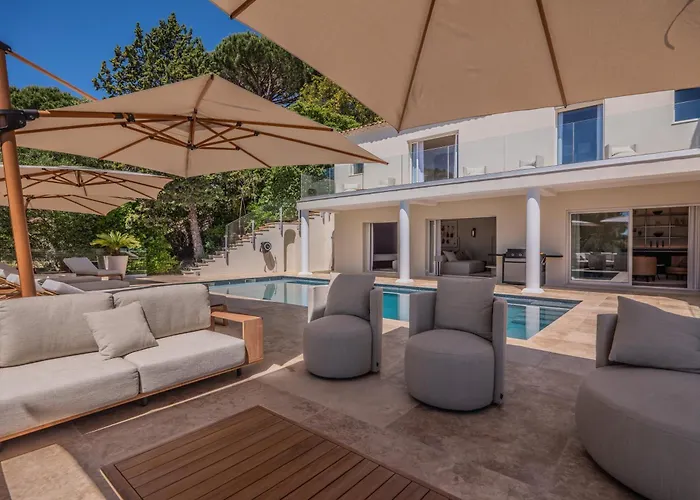 Azureenne De La Nartelle Villa Sainte-Maxime