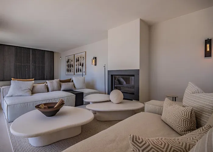 Villa Azureenne De La Nartelle