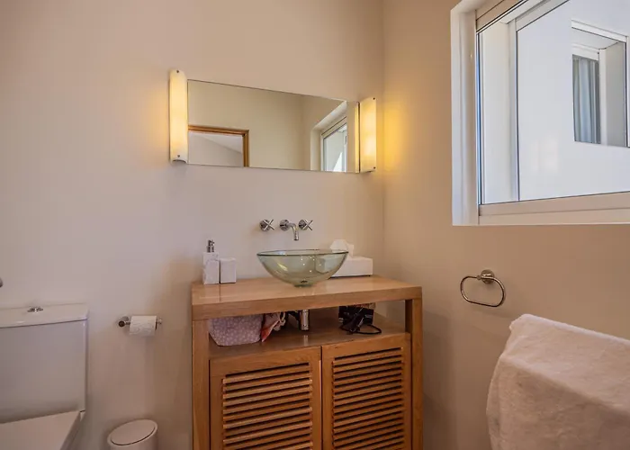 Villa Azureenne De La Nartelle *