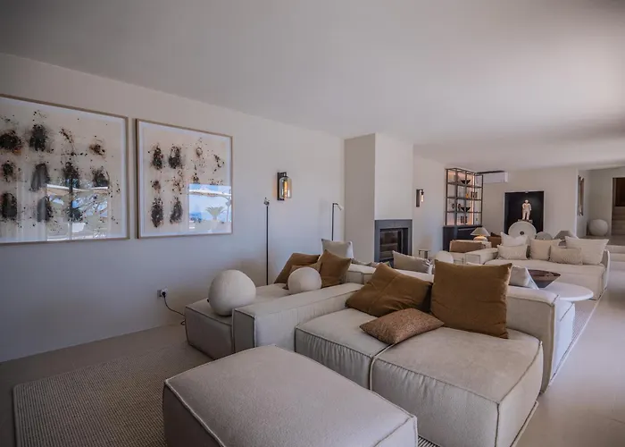 Azureenne De La Nartelle * Sainte-Maxime